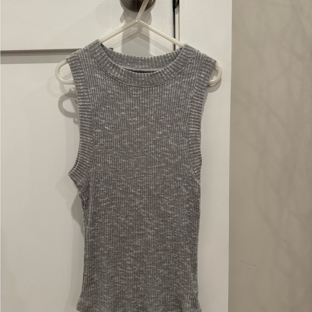 American Eagle Outfitters Heather Gray Ribbed Sleeveless Tank